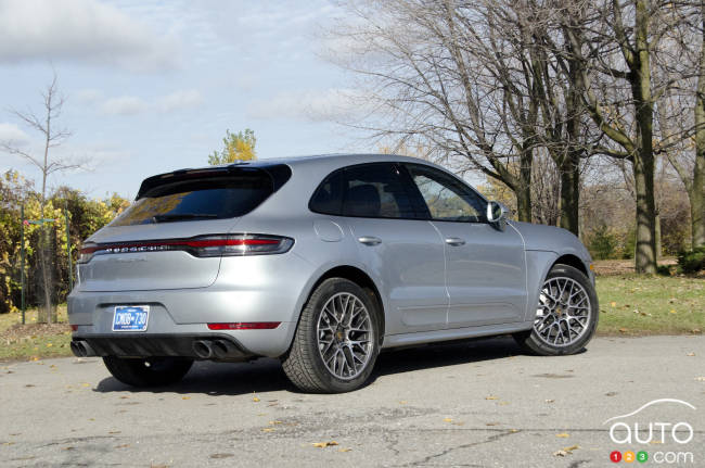 2020 Porsche Macan Turbo, three-quarters rear